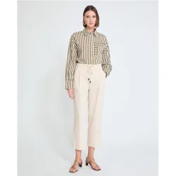 Pantalón jogger de mujer en tejido técnico con cintura ajustable