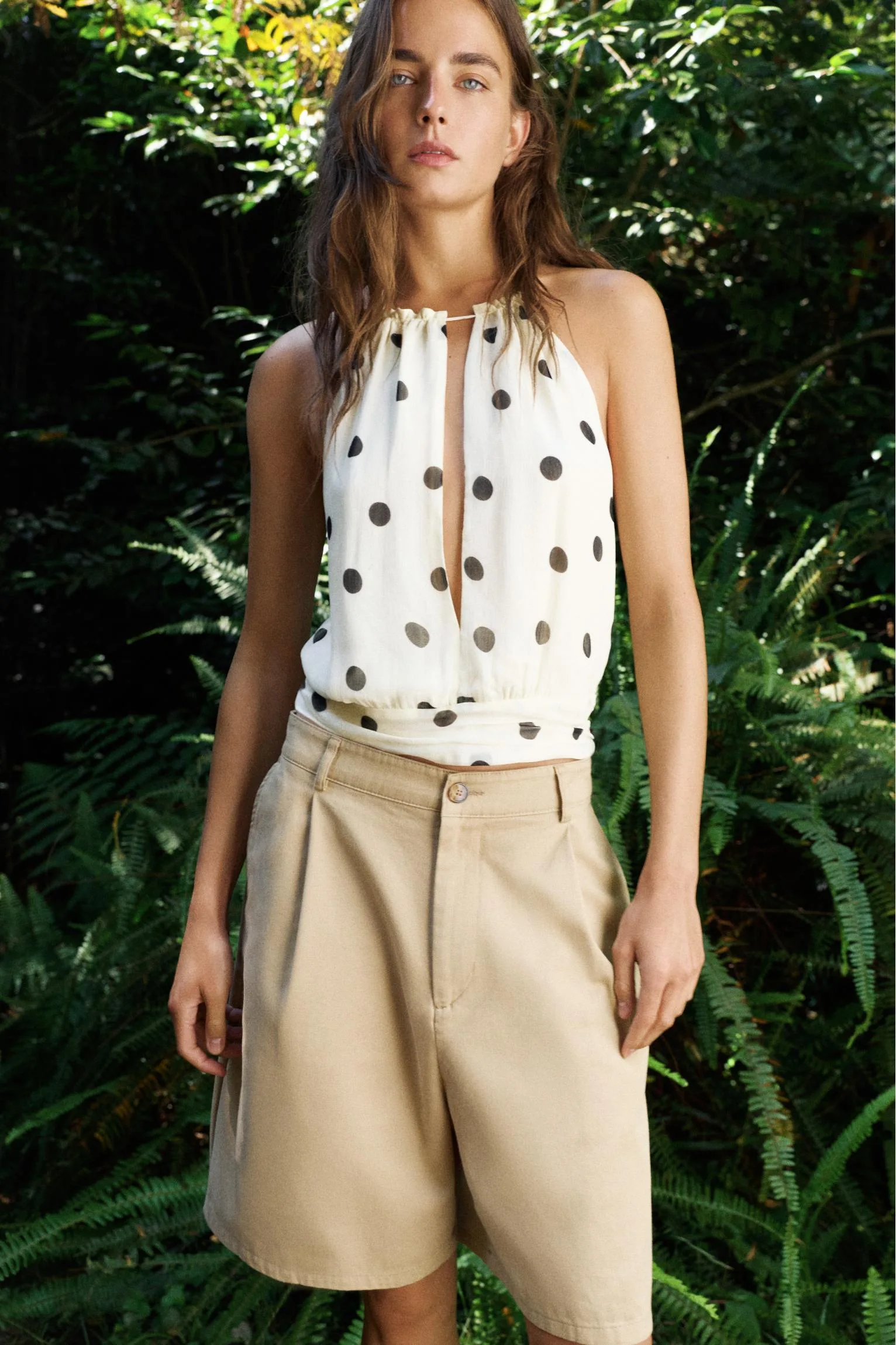 Polka Dot Halter Top With Cut-Out (Size: ) - Pull&bear - FashionsVida