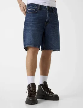 Bermuda in denim Jeans lavaggio scuro in cotone stretch - Guess - FashionsVida