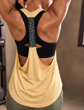 Camiseta deportiva de uso diario versátil con parches de colores para mujer - Shein - FashionsVida