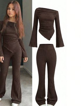 Conjunto de 2 piezas para niña preadolescente, top de punto ajustado con mangas largas y fruncido en color café, y pantalones acampanados, adecuado