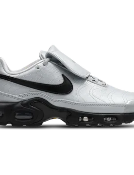 Air Max Women's Sneakers - Grey - Size 7 - Leather - Grey - Size: 7 - Nike - FashionsVida