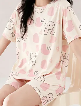 Set de 2 piezas de pijama con estampado de conejo y bloques de color, camiseta de manga corta y cuello redondo casual con bolsillo y pantalones cortos - Shein - FashionsVida