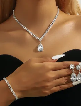 E-commerce New Fashion Jewelry Wholesale Rhinestone Necklace Earrings Bracelet Ring Wedding Bride Jewelry Set Combination - Aliexpress - FashionsVida
