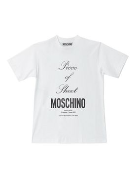 T-shirt del pezzo di foglio