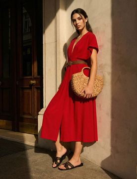 Abito con maniche kimono e pieghe - rosso