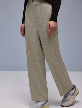 Straight Leg Hose female Beige