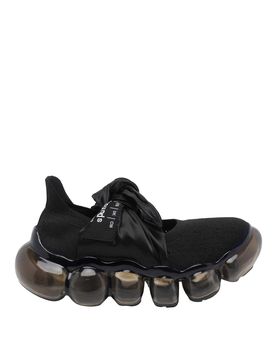 Grounds Sneakers Hankie gioielli