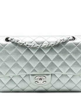 Medium Classic Metallic Lambskin Double Flap - Chanel - FashionsVida