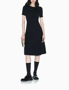 Abito midi nero Exchange a maniche corte girocollo in misto viscosa - Armani - FashionsVida