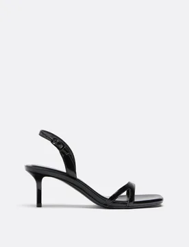 Absatzsandalen mit Riemchen und Cut-out SCHWARZ 37 - Stradivarius - FashionsVida
