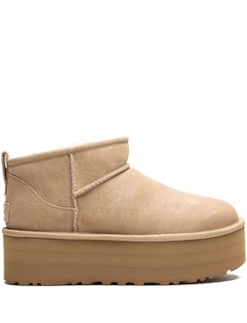 Classic Ultra Mini Platform Boot