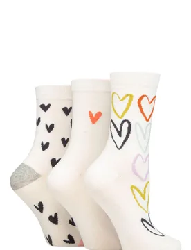 Women's 3 Pair Patterned Cotton Socks Heart Outline White 4-8 Ladies - White - Size: Small - Caroline Gardner - FashionsVida