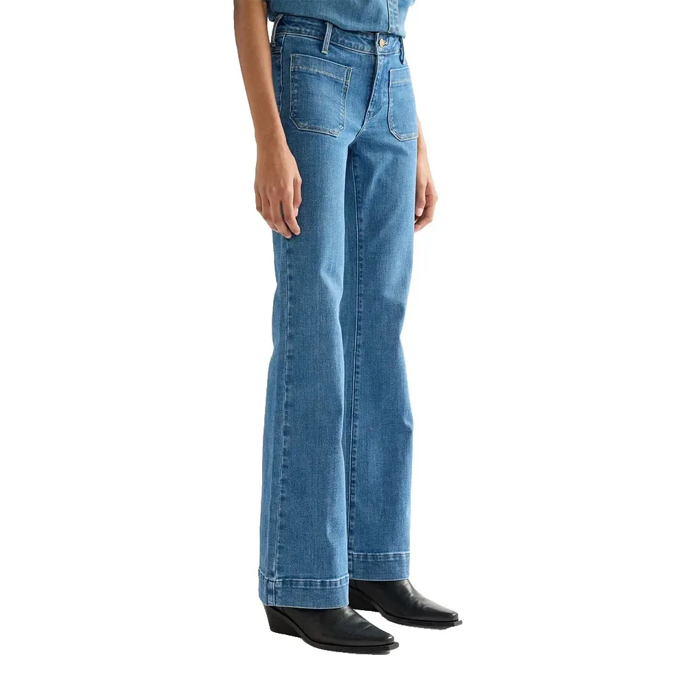 Wrangler Jeans Flare Indigo Rush 31 - Wrangler - FashionsVida