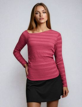 Blusa con scollo asimmetrico - altro