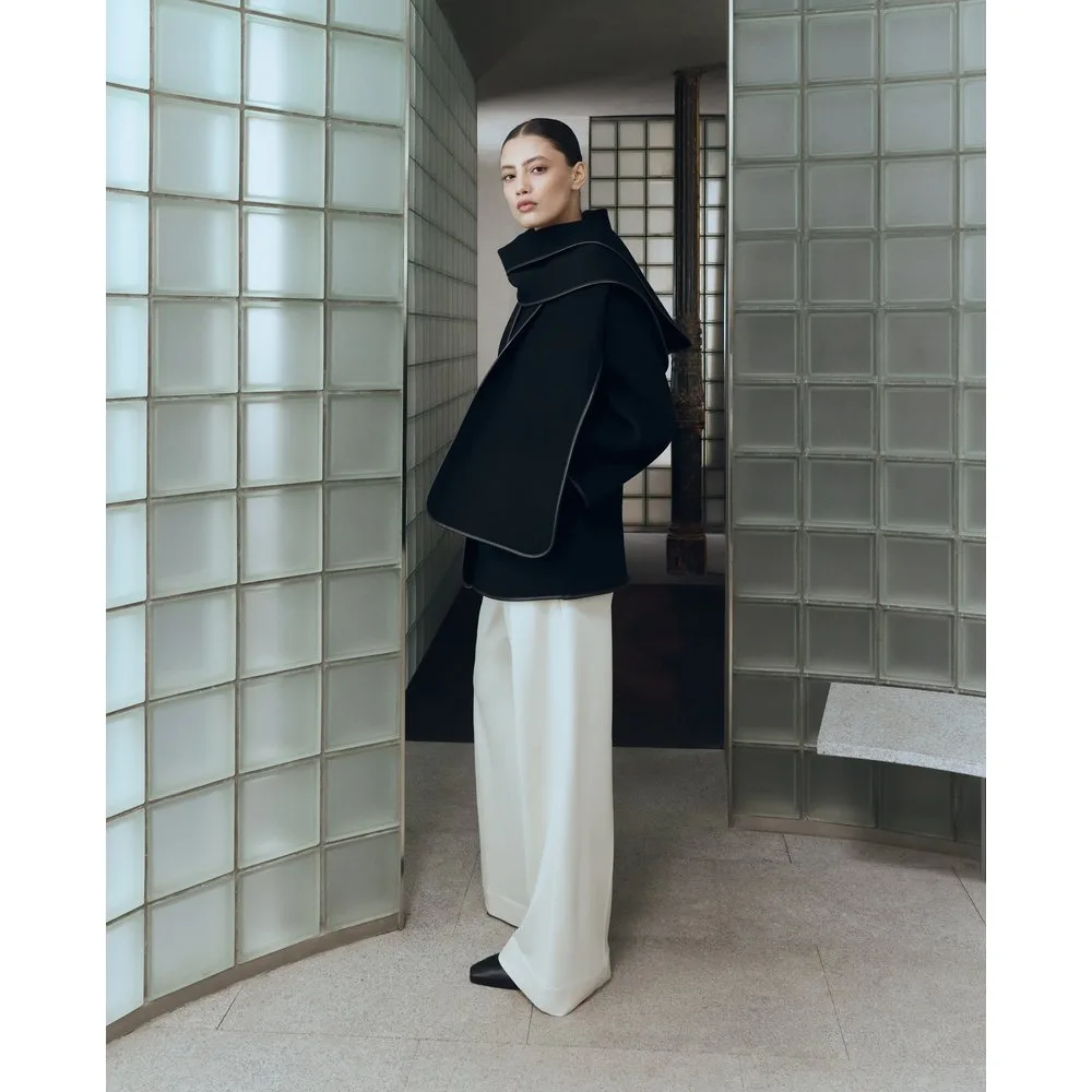 Chaquetón corto liso de mujer - Woman Limited El Corte Inglés - FashionsVida