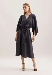 Blusenkleid mit Taillengürtel aus strukturierter Viskose Grau 36
