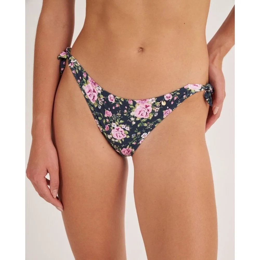 Braga de bikini clásica con estampado floral - Bohodot - FashionsVida