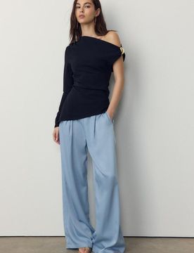 Fließende Hose mit Knittereffekt und Schleife Himmelblau 44