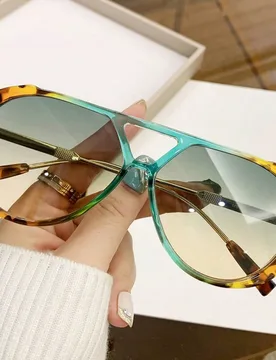 Pieza Gafas de aviador de moda casual retro de metal con doble puente, adecuadas para vacaciones de verano en la playa, al aire libre, viajes, vintage - Shein - FashionsVida