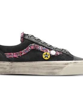 Old Skool Women's Sneakers - Black - Size 4 - Canvas - Black - Size: 4 - Vans - FashionsVida