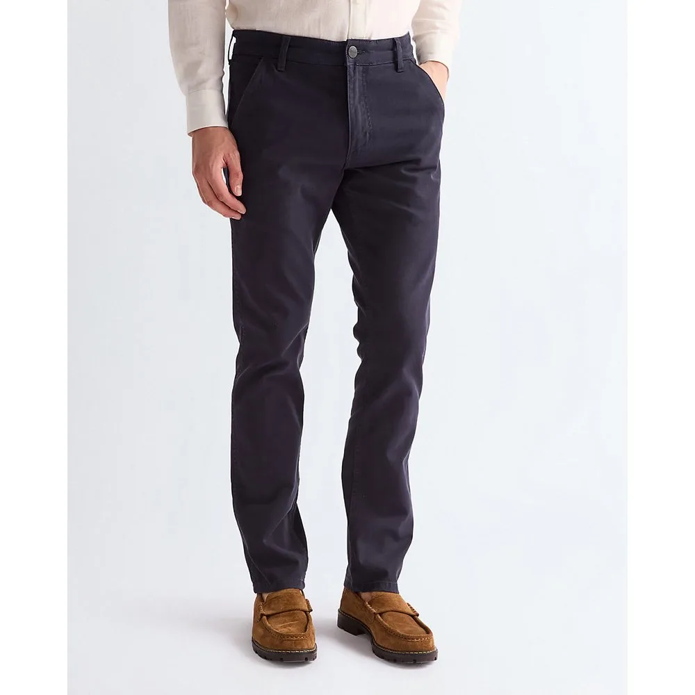 Chinos de hombre de corte regular recto - Wrangler - FashionsVida