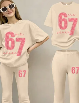 Este conjunto casual diseñado para niñas presenta un diseño con estampado de letras de moda, que incluye una camiseta de manga corta de cuello redo - Shein - FashionsVida