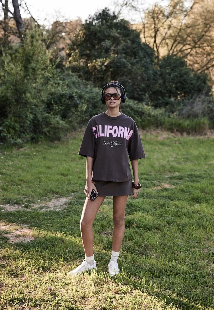 Oversize-T-Shirt mit Print Braun XL - Stradivarius - FashionsVida