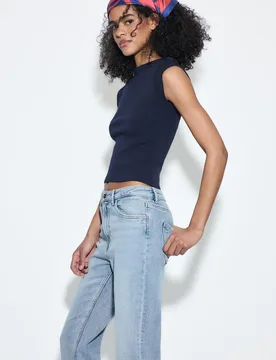 D14 Jeans Comfort Slim HELLBLAUER DENIM-WASHED-LOOK 38 - Stradivarius - FashionsVida