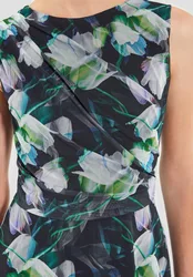 Kleid aus bedrucktem Mesh female