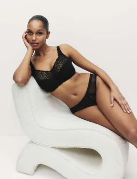 Amelia Lace Non Wired Total Support Bra B-H Black female - M&S - FashionsVida