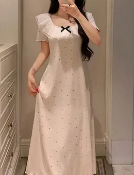 Camisón de mujer de manga corta con cuello de volantes, lazo y estampado de lunares - Shein - FashionsVida