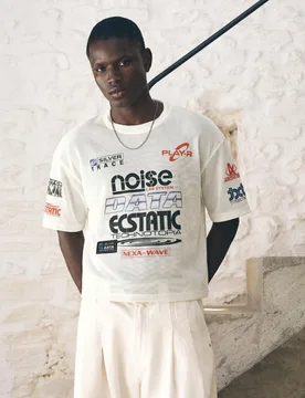 T-Shirt Imprimé Boxy Fit M Écru - Bershka - FashionsVida