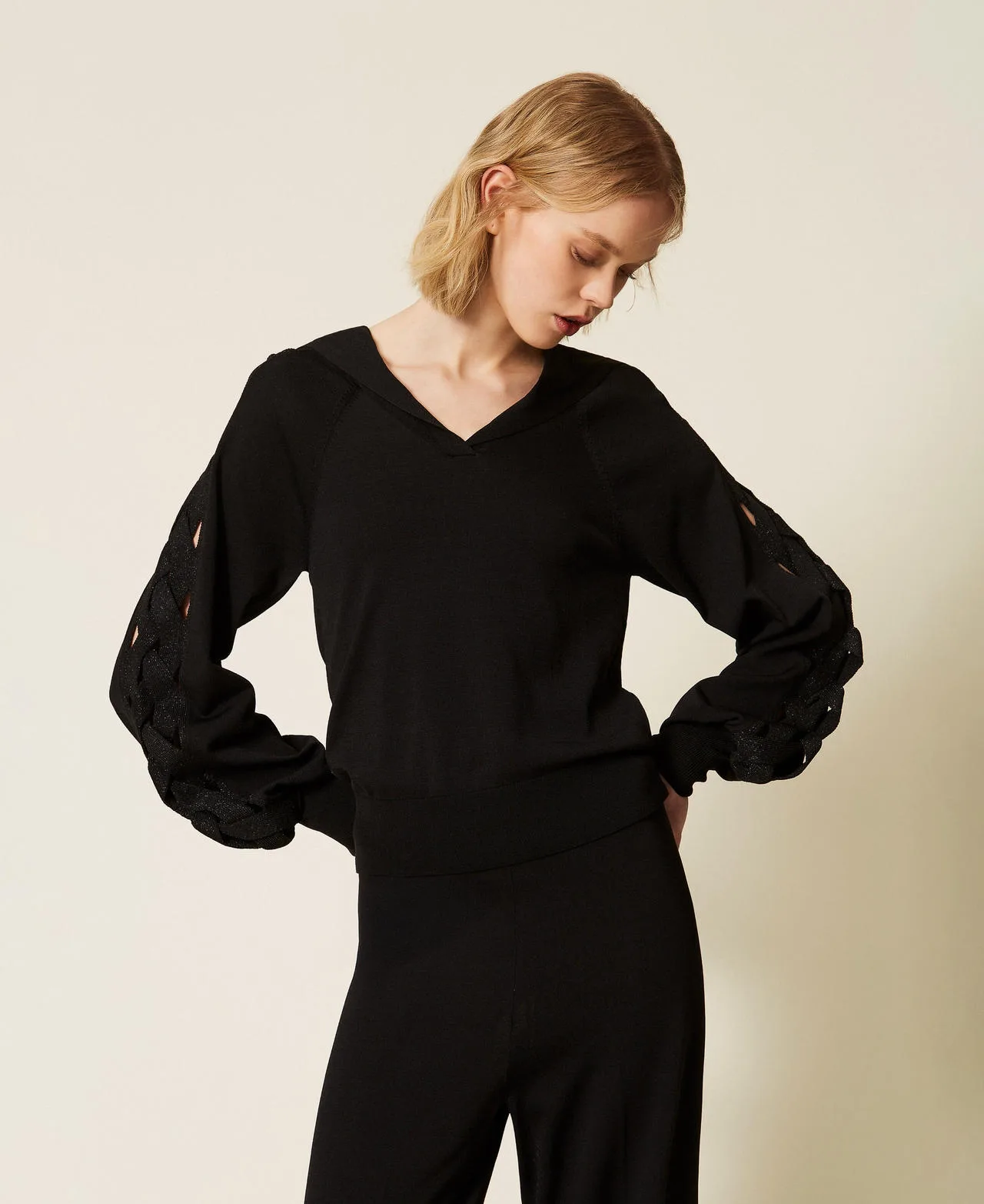 Pull avec grand col et torsades - TWINSET - FashionsVida