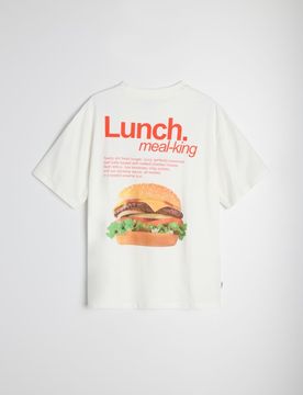 T-shirt in cotone loose fit con motivo hamburger - panna
