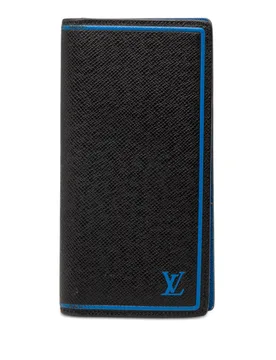 Taiga Portefeuille Brazza Bifold Long Wallet - Louis Vuitton - FashionsVida