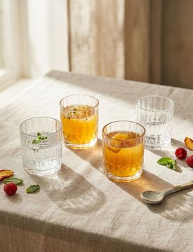 Set di bicchieri con motivo in rilievo 4 pack - clear