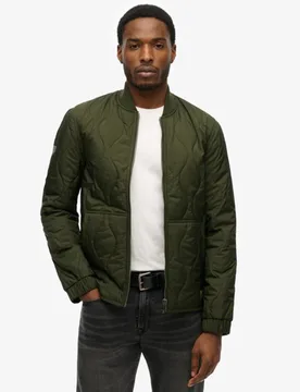 Superdry Men's Surplus Steppjacke Grün - Größe: S - 99.99 - FashionsVida