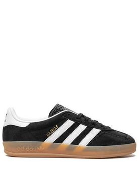 ReguTher Fit Sneakers with Lace-Up Closure