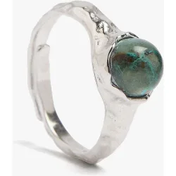 Anillo con piedra para el pie texturizado
