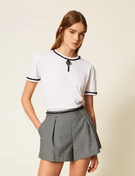T-shirt avec passementerie et naud - TWINSET - FashionsVida