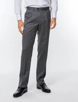 Pantalón de hombre regular en - Wickett Jones - FashionsVida