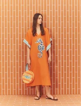 Kaftán liso con detalles de caballitos de mar - Stella Rittwagen - FashionsVida