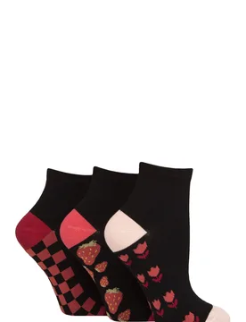 Women's 3 Pair Plain and Patterned Bamboo Ankle Socks Patterned Sole Black / Tuscan Rose 4-8 - Multi Coloured - Size: Small - SockShop - FashionsVida