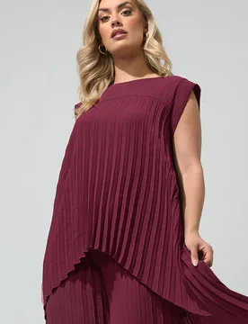 Women's Pleated Sleeveless Top in Plum Size: 20 - Plum - Size: 20 - Yours - FashionsVida