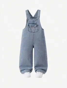 Peto vaquero para niña, estilo casual, denim vintage azul claro, bolsillo delantero con diseño bordado de lazo rosa, lavado desgastado, corte recto - Shein - FashionsVida