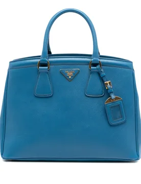 Saffiano Lux Parabole Tote - Prada - FashionsVida