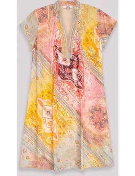 Vestido corto de inspiración patchwork con escote decorado - Niza - FashionsVida