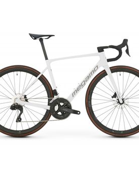 Raise 15 Shimano 105 Di2 elettronico 12s Fulcrum Racing 800 DB