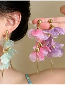 Floral tulle tassel earrings: fresh and delicate, holiday-inspired studs with a rustic, long-drop design - Aliexpress - FashionsVida